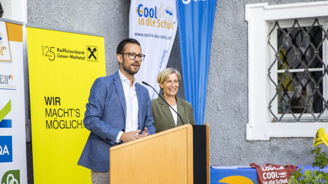 Mobilitätslandesrat Sebastian Schuschnig und Marlene Bacher Foto: Madlin Peko Kärntner Linien